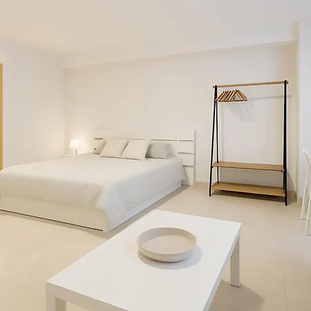 Estudio * Естепона